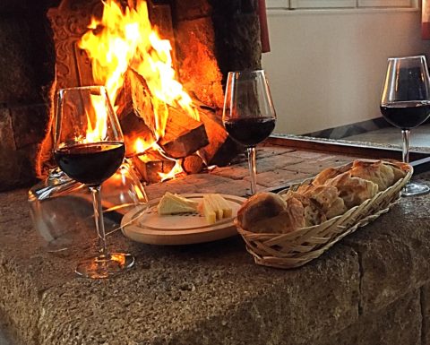Open haard La Bresse Vogezen Brood Kaas